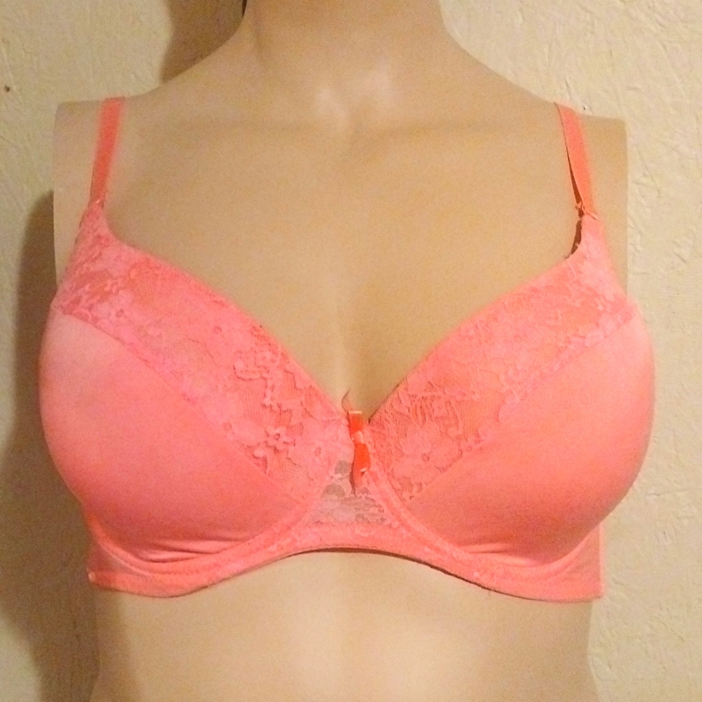 Women's Padded Fashion Bra Size 42C
